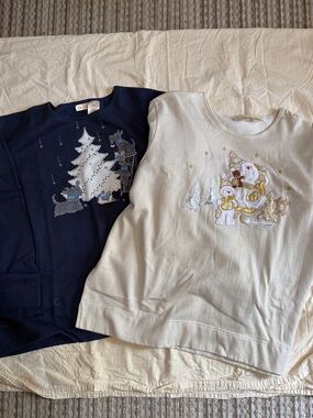 Women’s 26/26w holiday sweatshirts by Bobbie Brooks